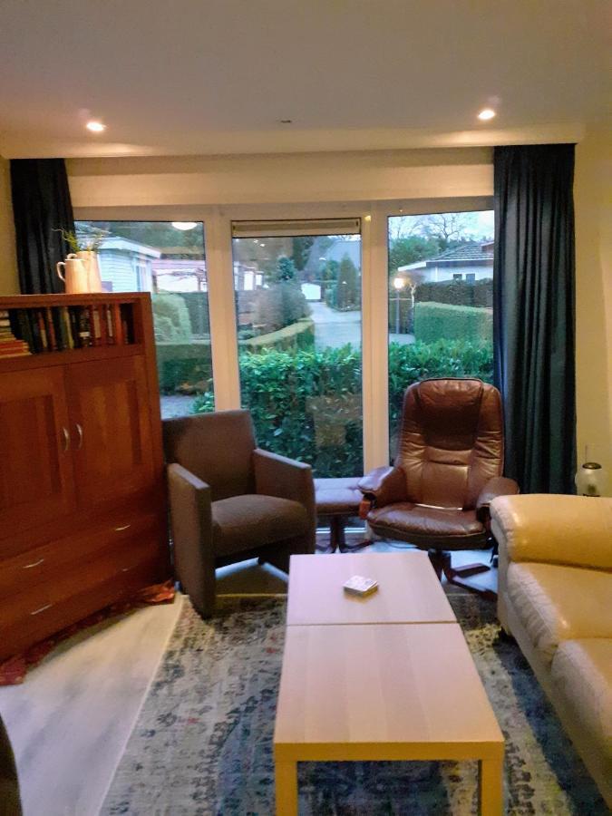 Chalet De Putter In Putten Krachtighuizen Eksteriør bilde