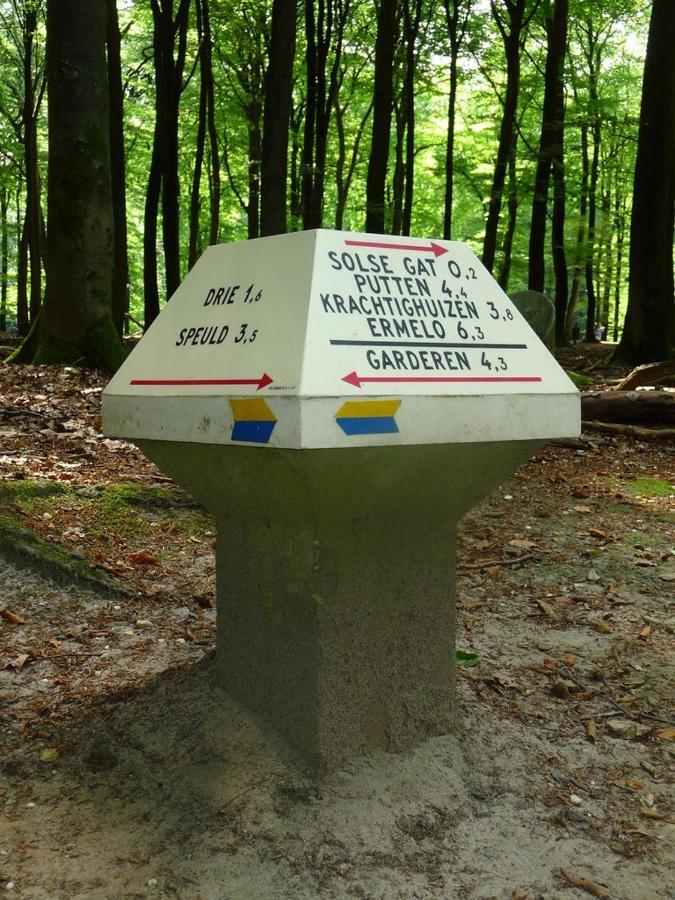 Chalet De Putter In Putten Krachtighuizen Eksteriør bilde